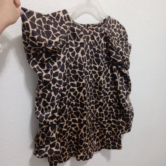 NWT Zara Women's Giraffe Print Ruffle Sleeve Blouse size Large - Picture 5 of 12